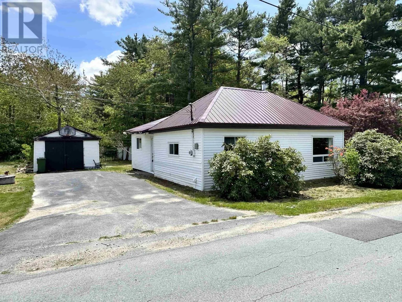 83 Glenwood Street