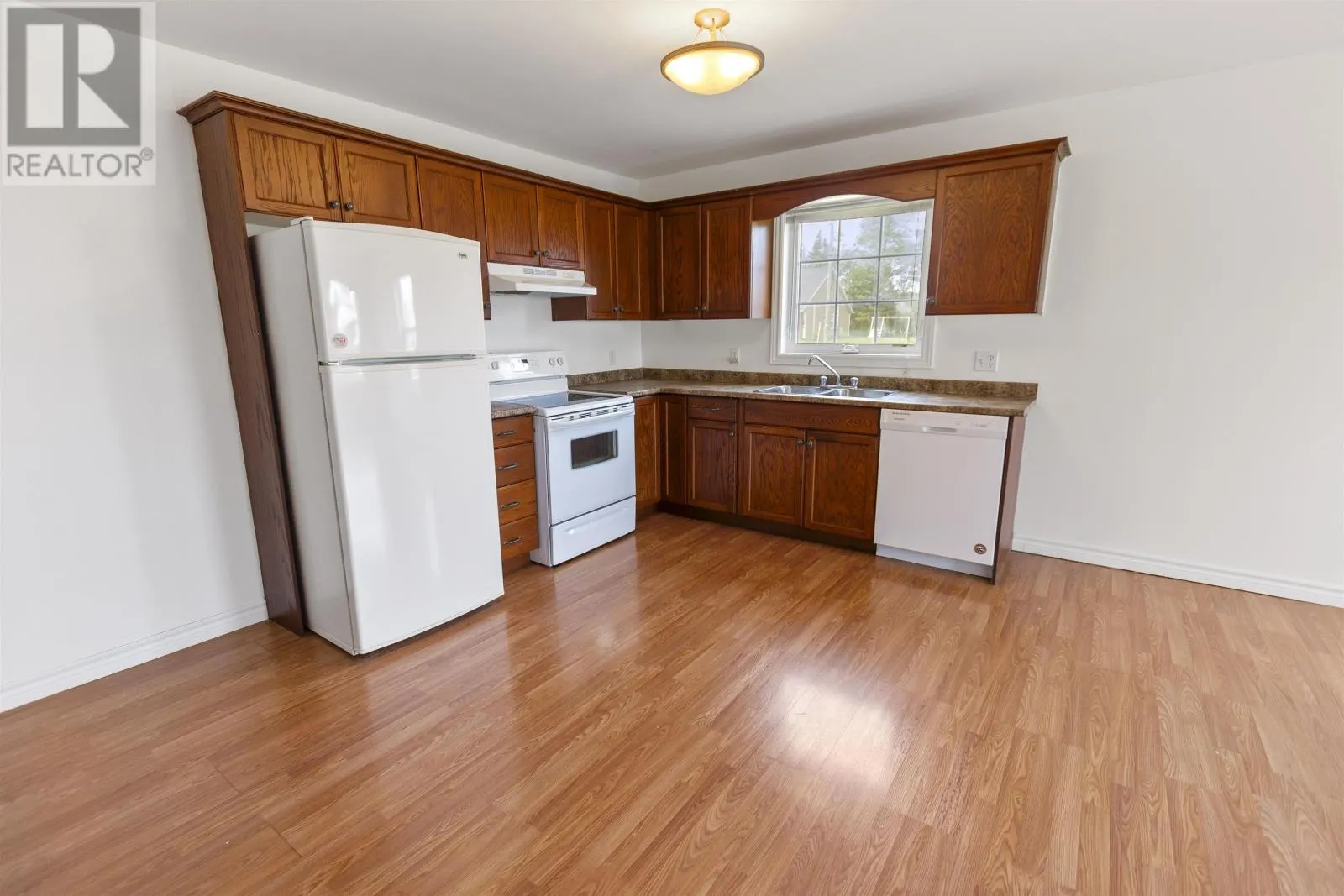 11 17 Heatherway Drive