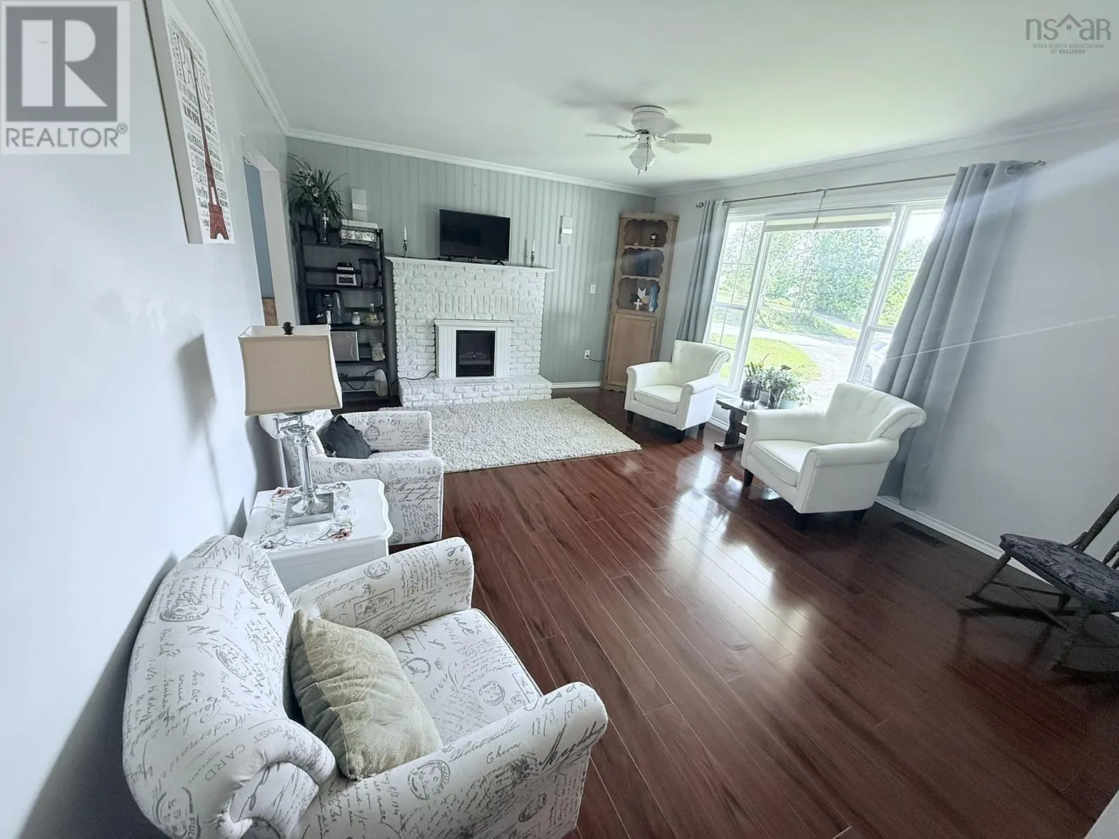 111 GRANDVIEW Avenue