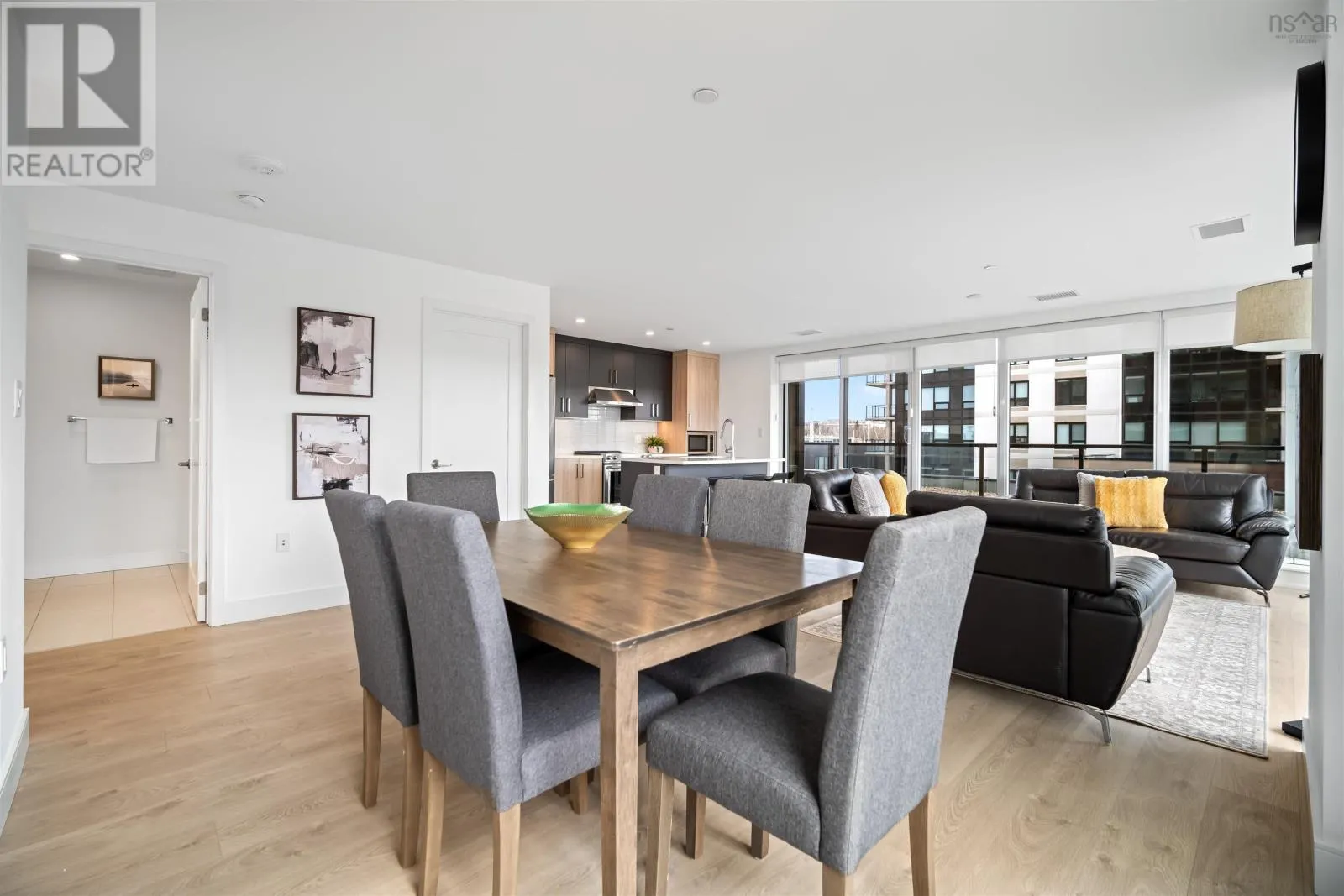 306 72 Seapoint Road