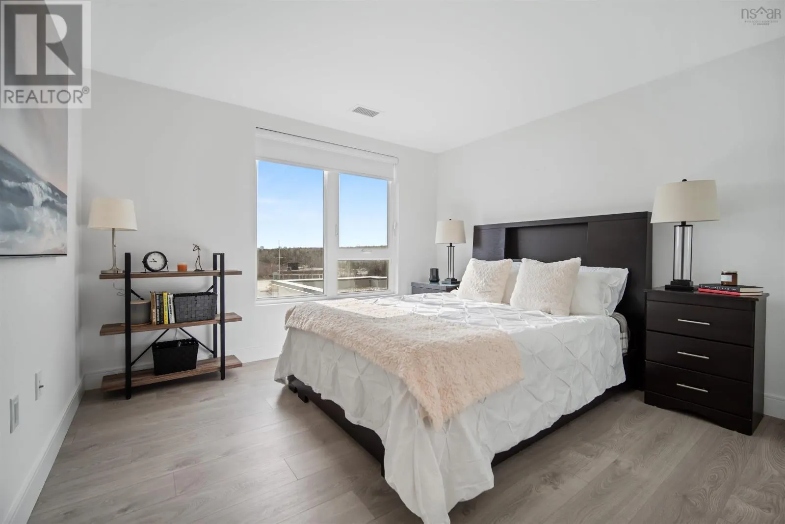 306 72 Seapoint Road