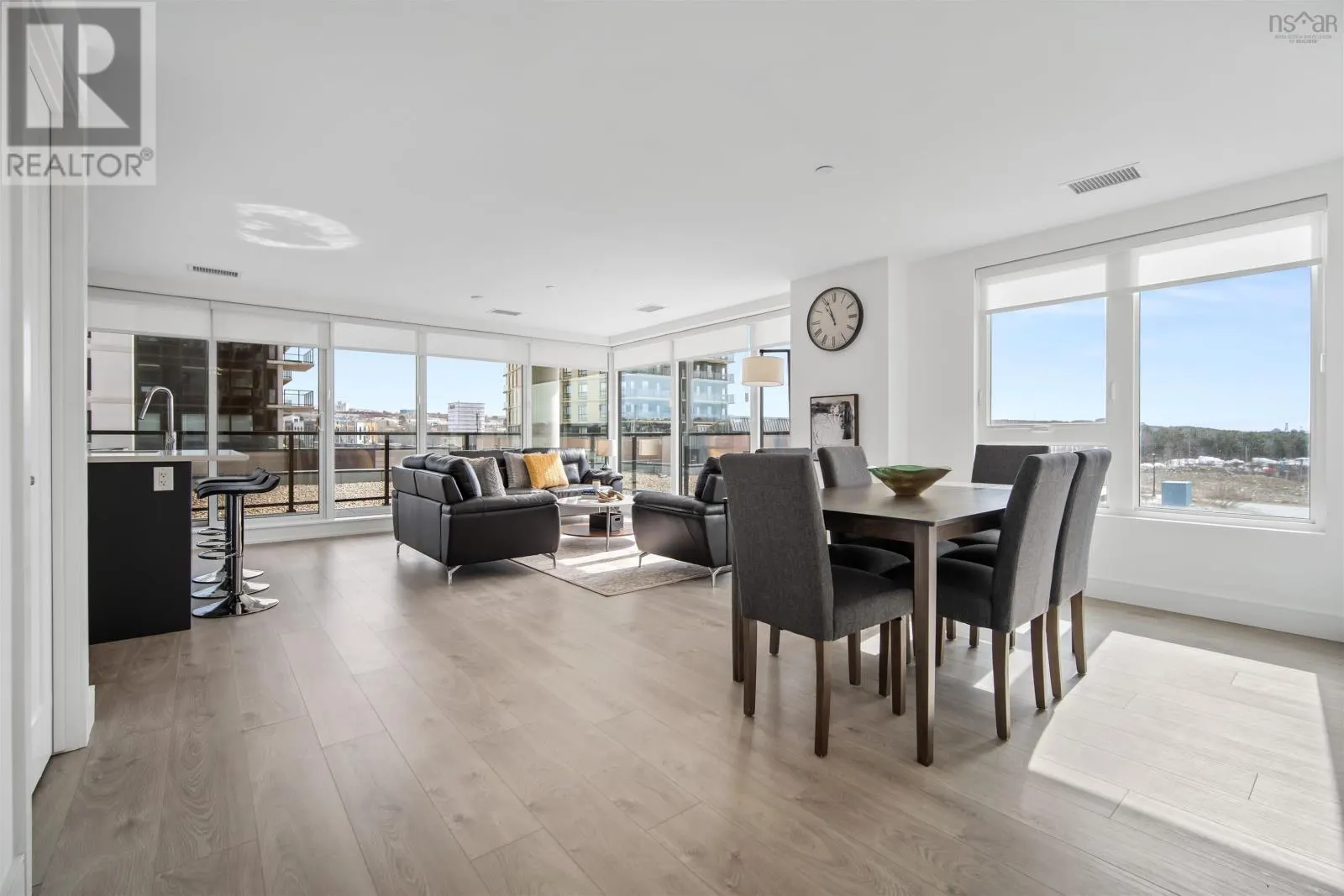 306 72 Seapoint Road