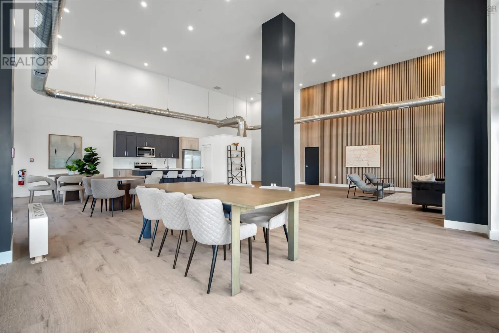 306 72 Seapoint Road