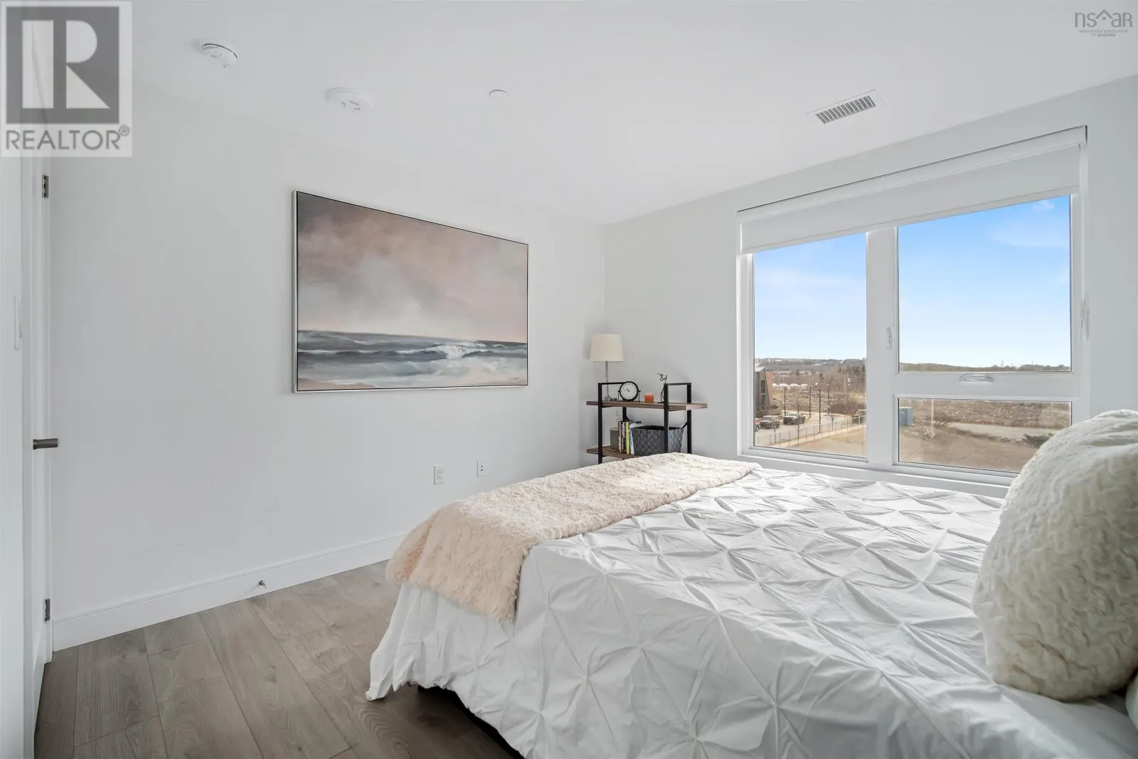 306 72 Seapoint Road