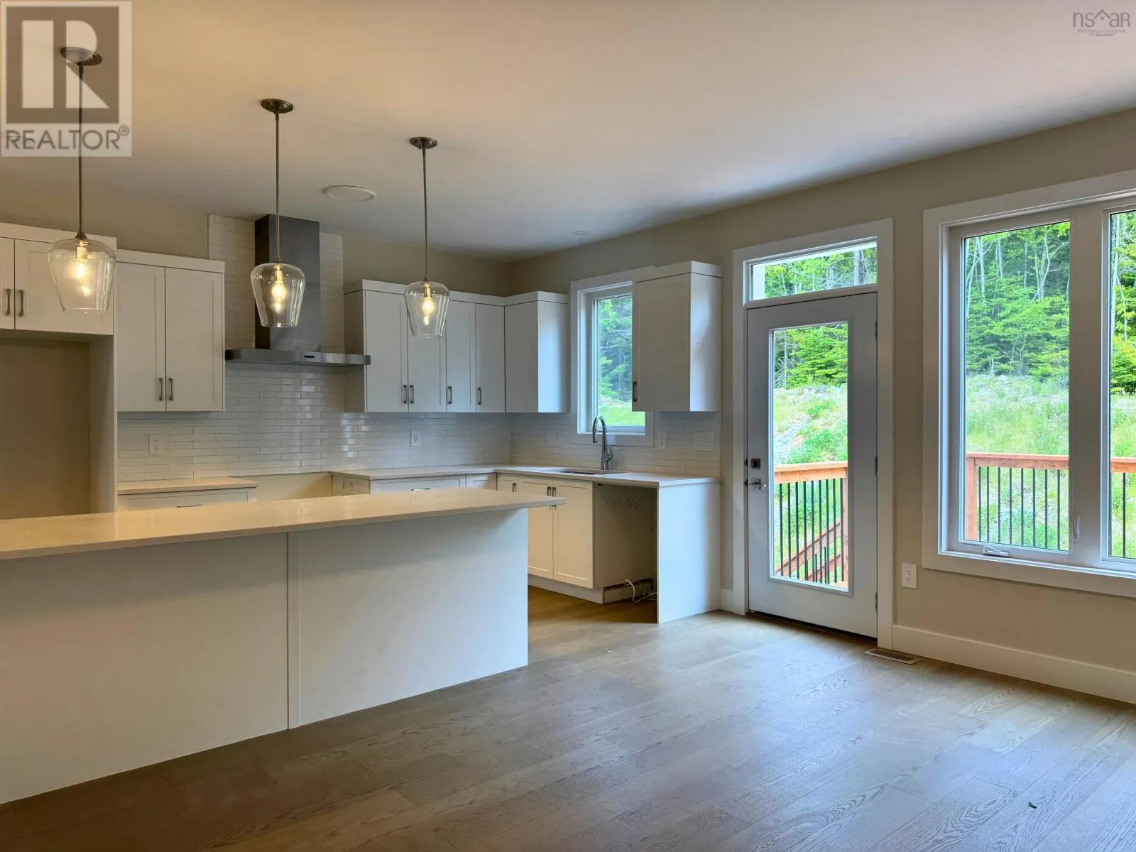 PC19 74 Pearlgarden Close