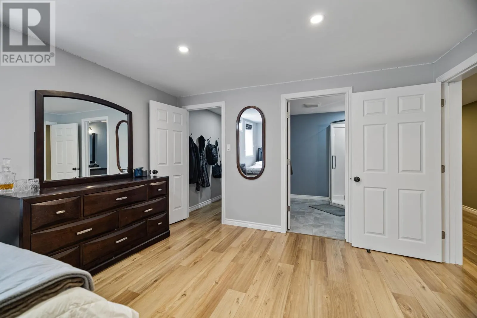 54 Waterview Drive