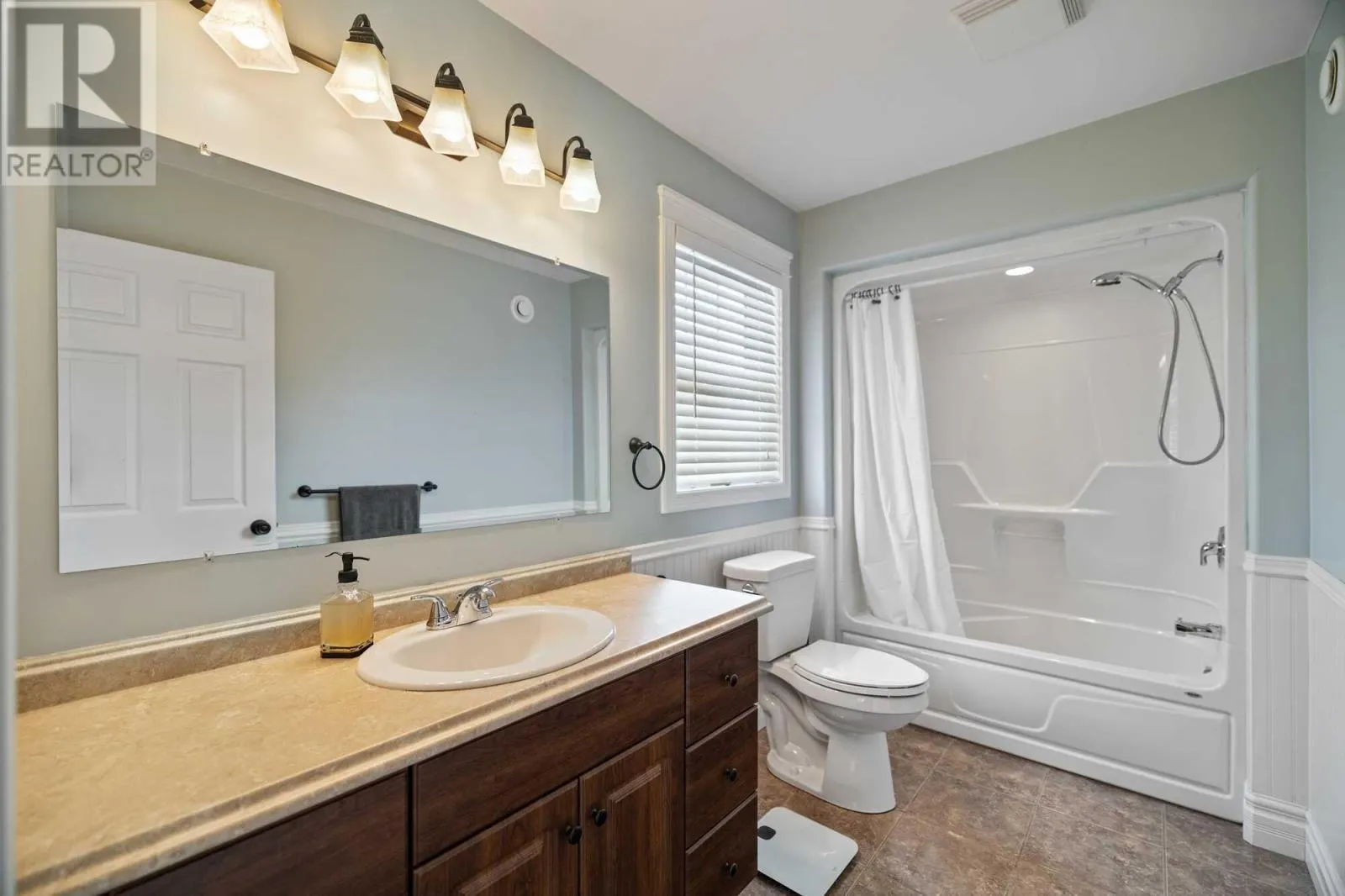 54 Waterview Drive