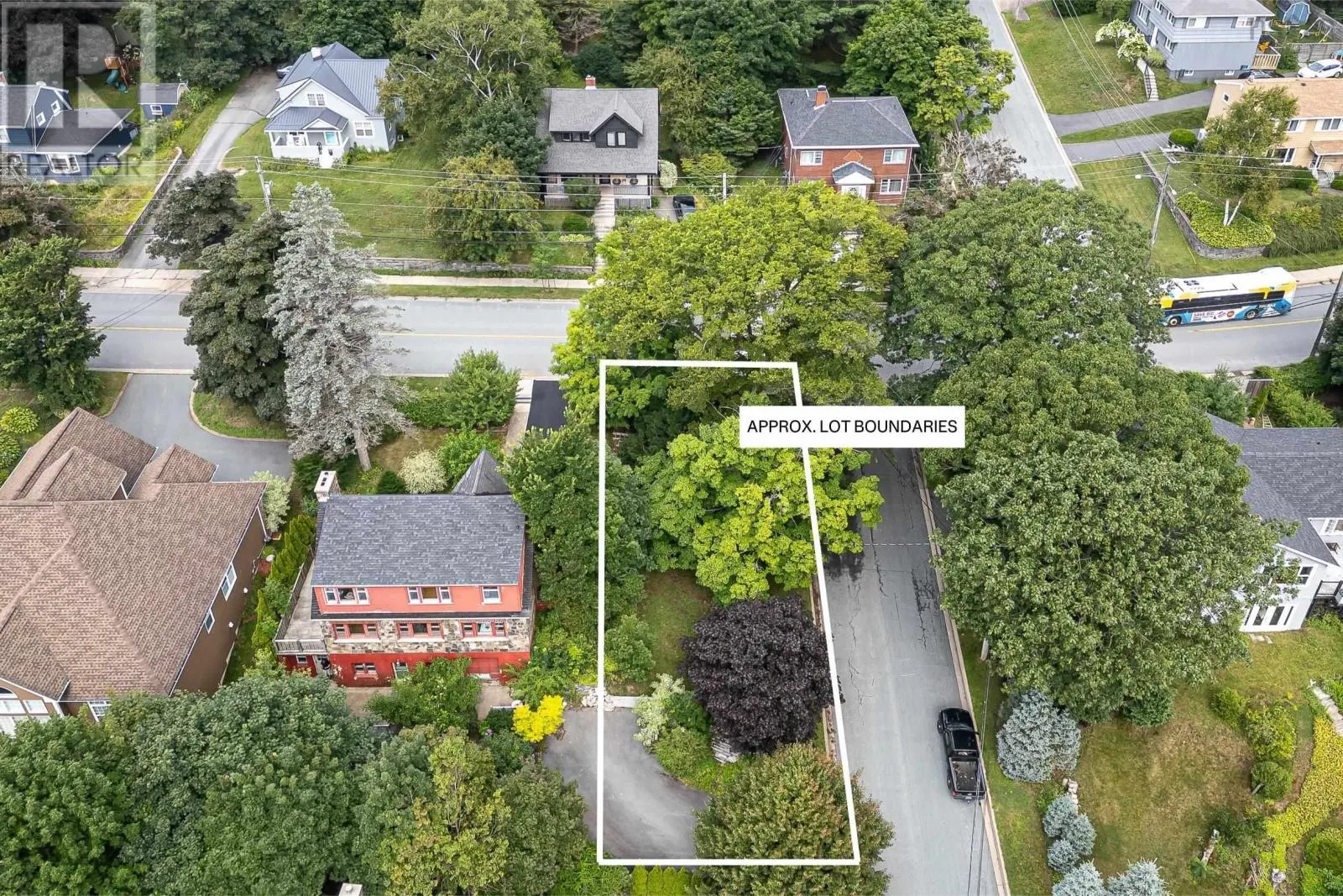 Unit 10 B-2 Crichton Avenue