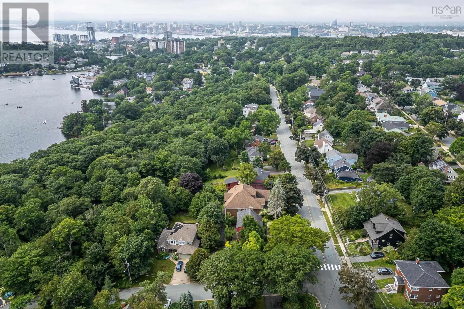 Unit 10 B-2 Crichton Avenue