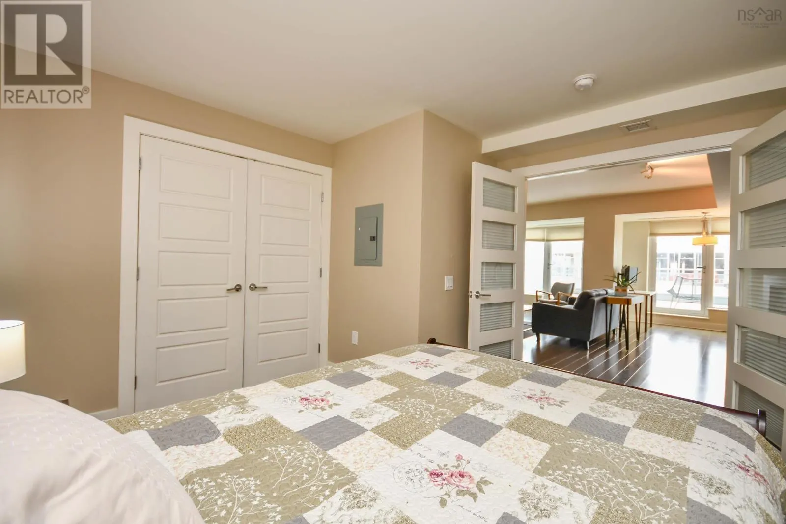 405 31 Kings Wharf Place