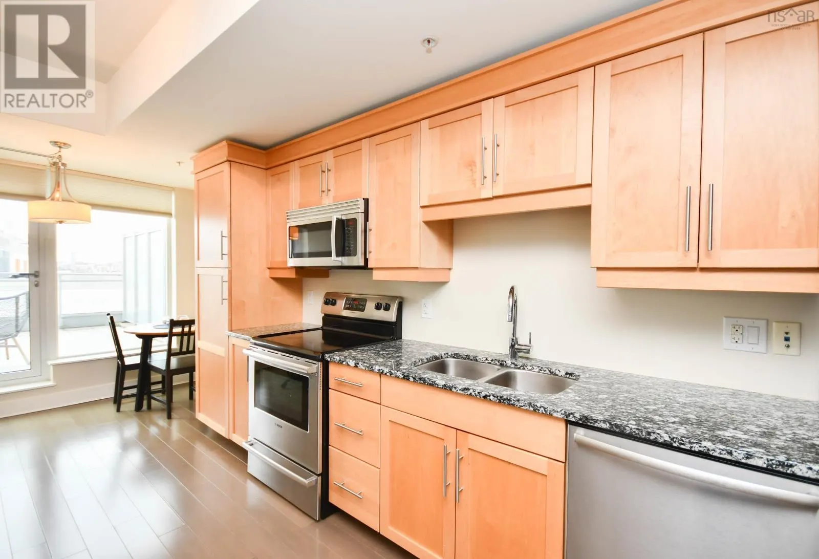 405 31 Kings Wharf Place