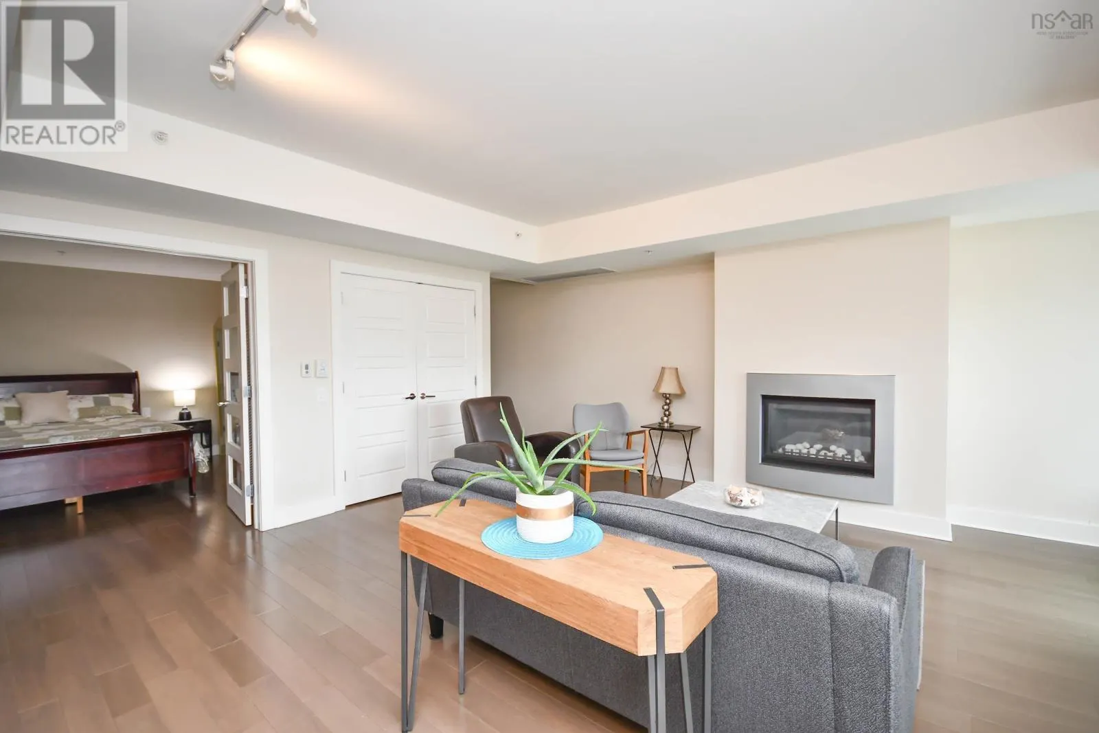 405 31 Kings Wharf Place
