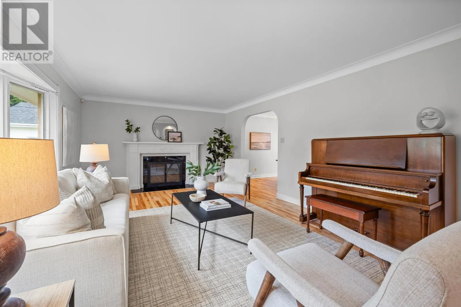 135 Queen Elizabeth Drive