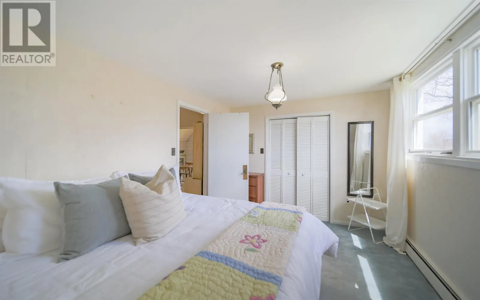 25 Greenfield Avenue