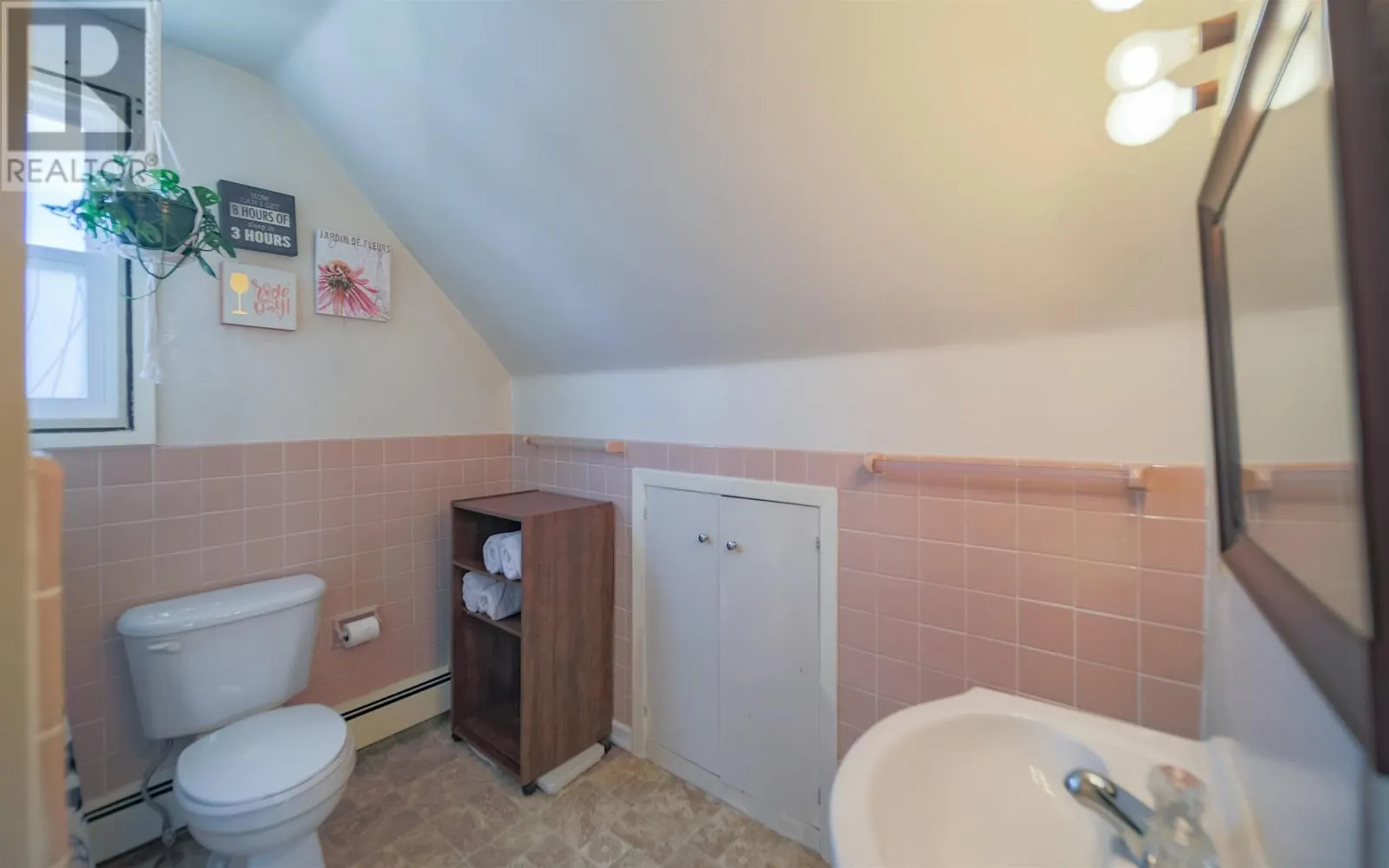25 Greenfield Avenue