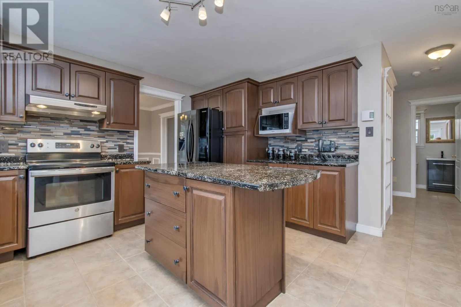 192 Gleneagles Drive