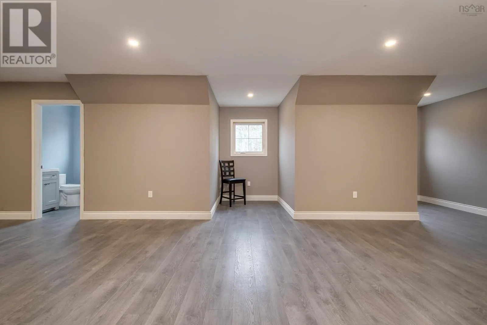 192 Gleneagles Drive
