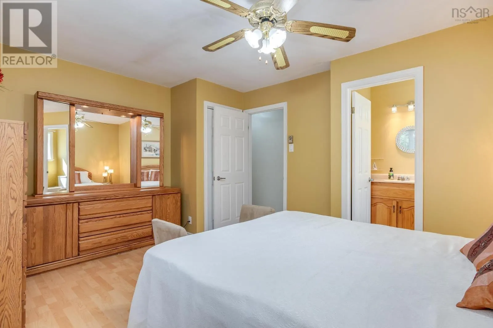 20 Kipawa Crescent
