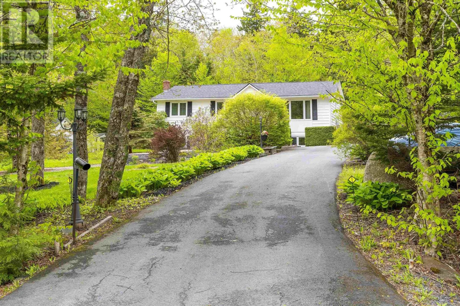 20 Kipawa Crescent