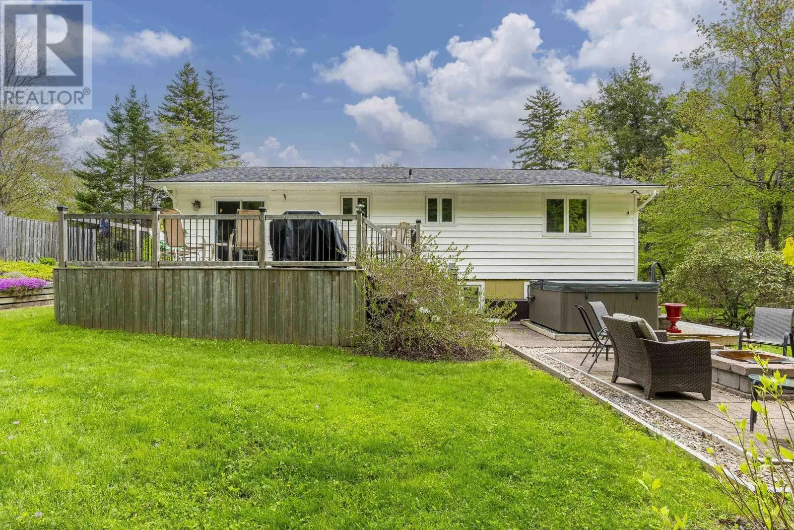 20 Kipawa Crescent