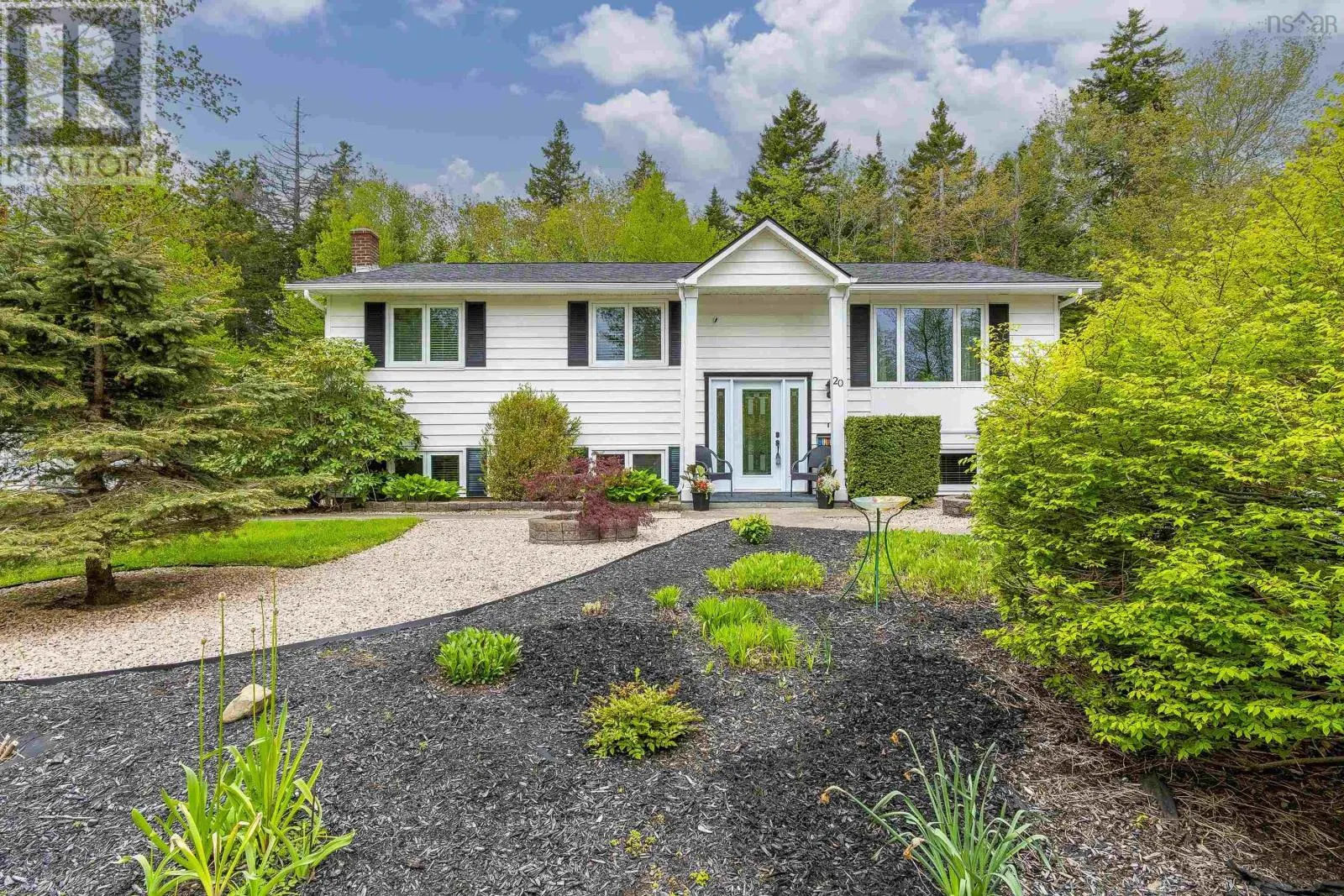 20 Kipawa Crescent
