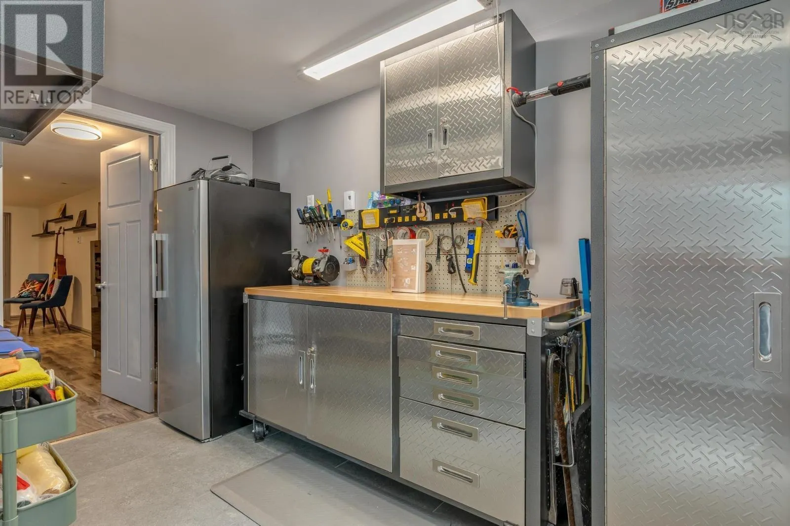 20 Kipawa Crescent