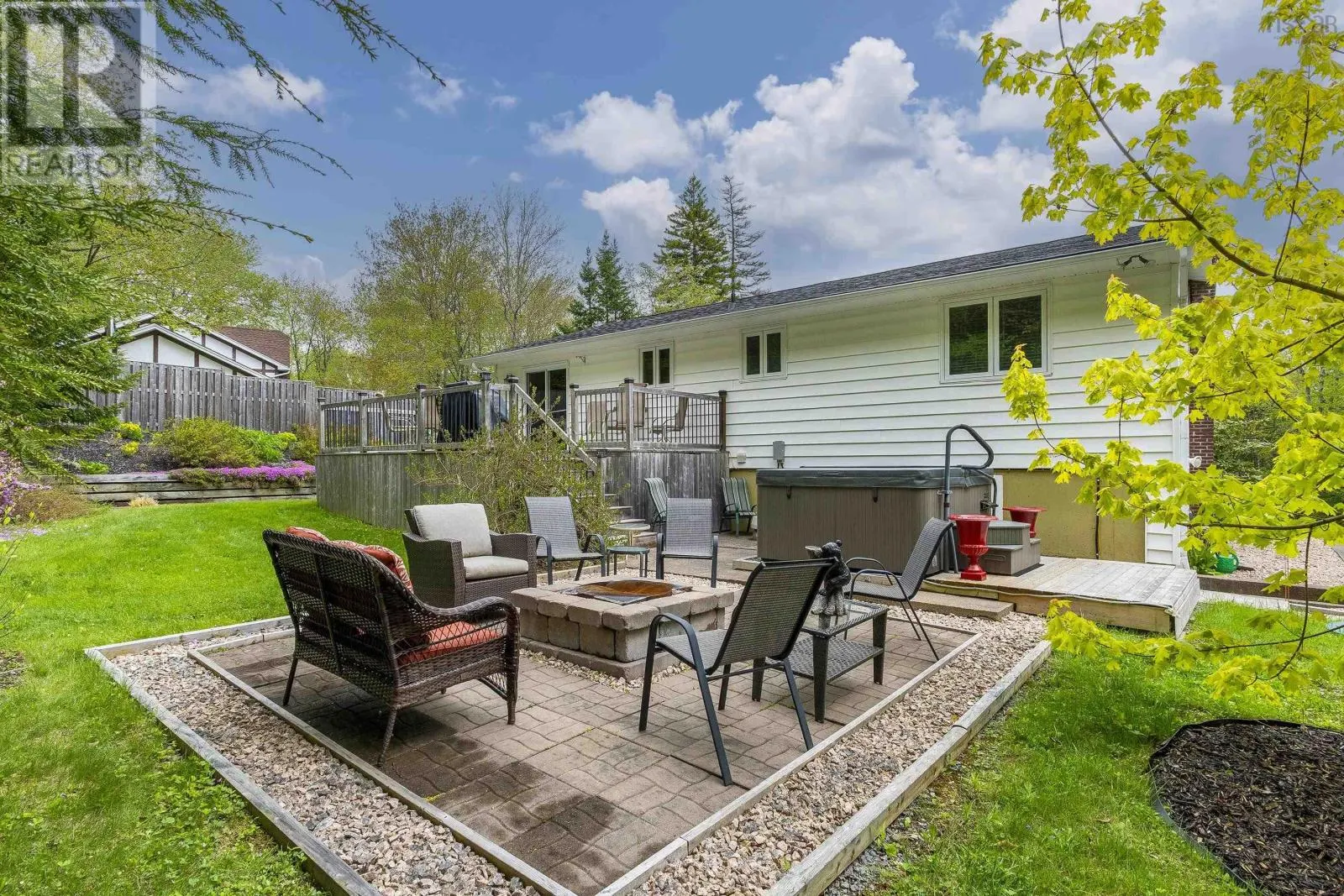 20 Kipawa Crescent