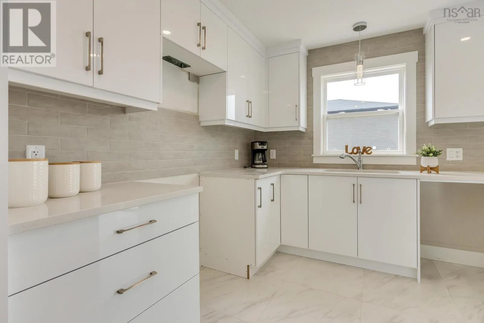 Lot 3049 Zeppelin Crescent