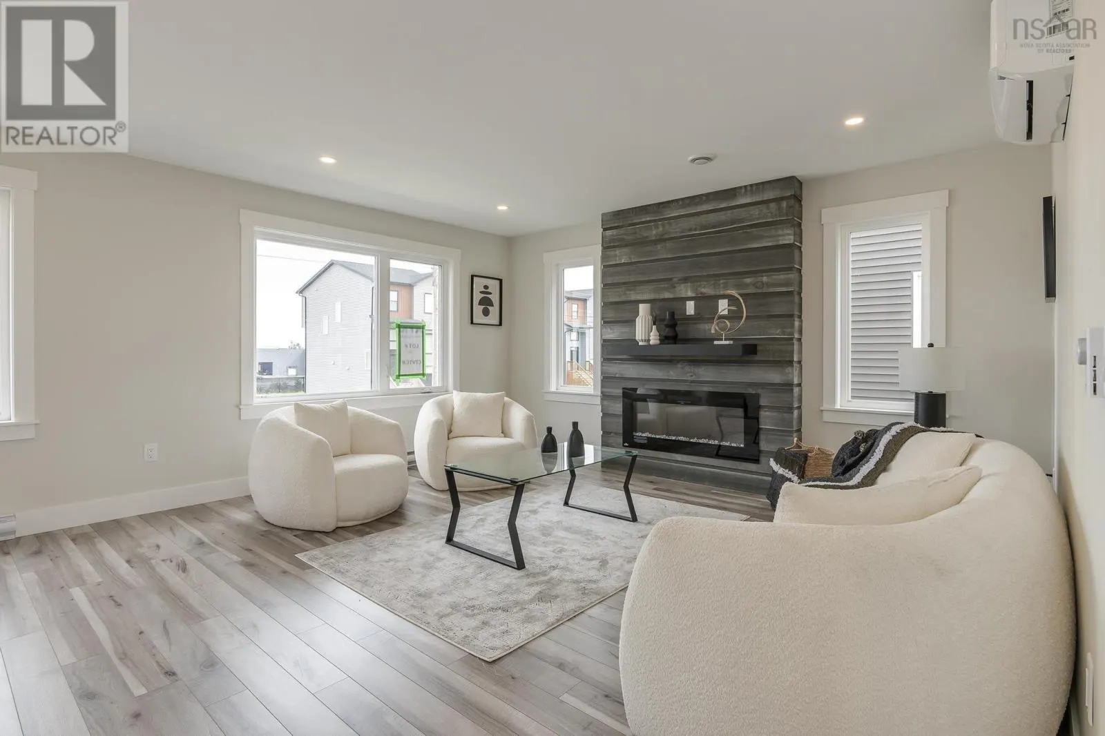Lot 3049 Zeppelin Crescent