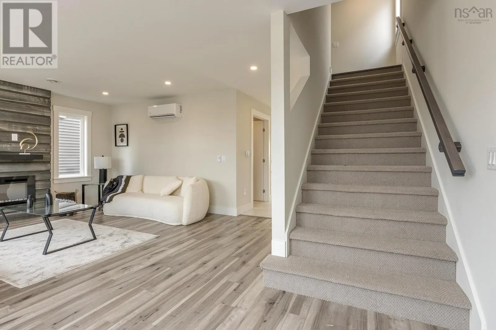 Lot 3049 Zeppelin Crescent