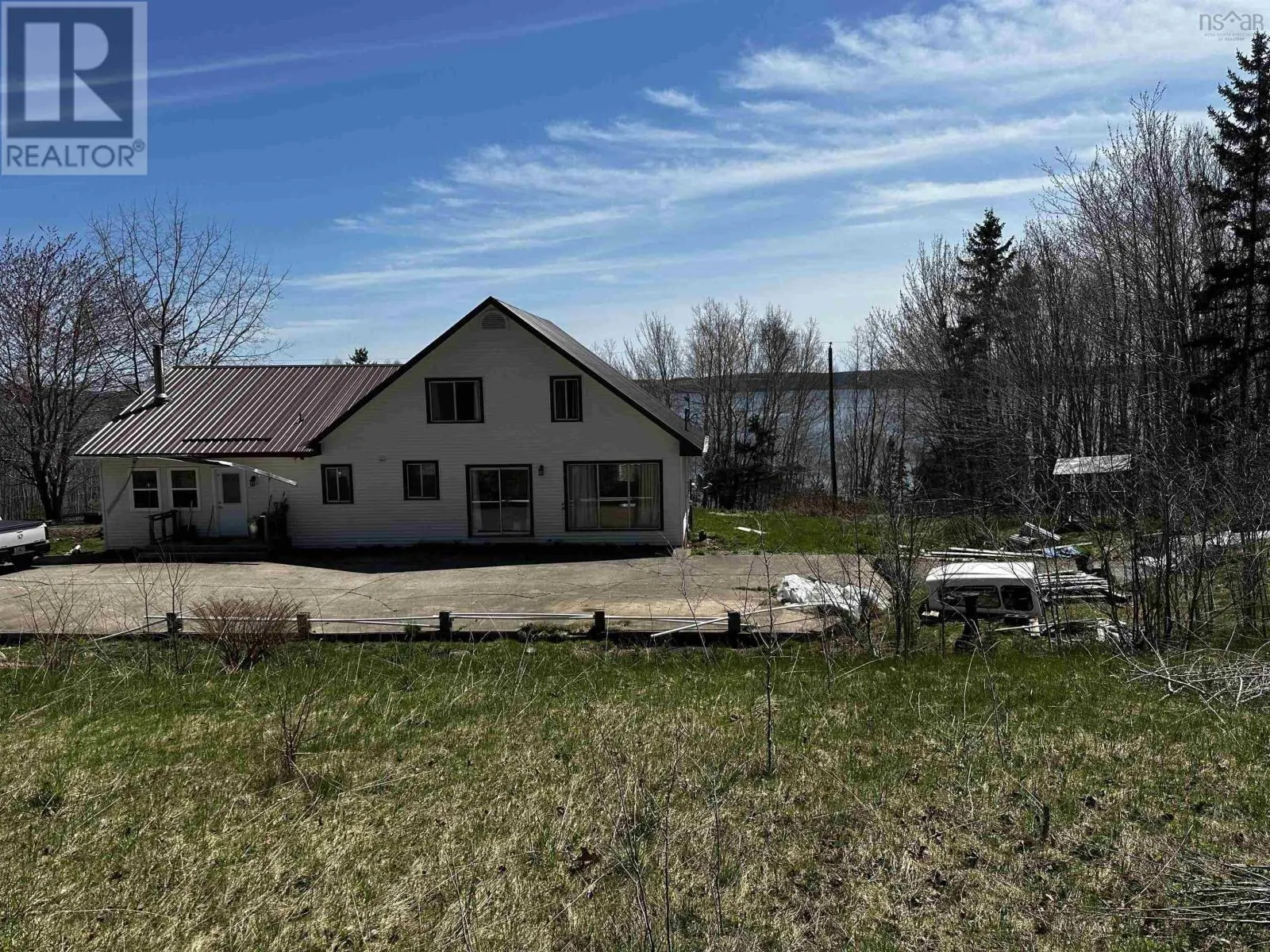 10783 NS-105 Highway