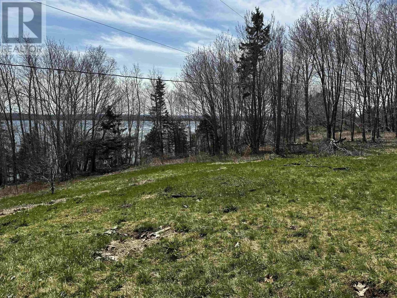 10783 NS-105 Highway
