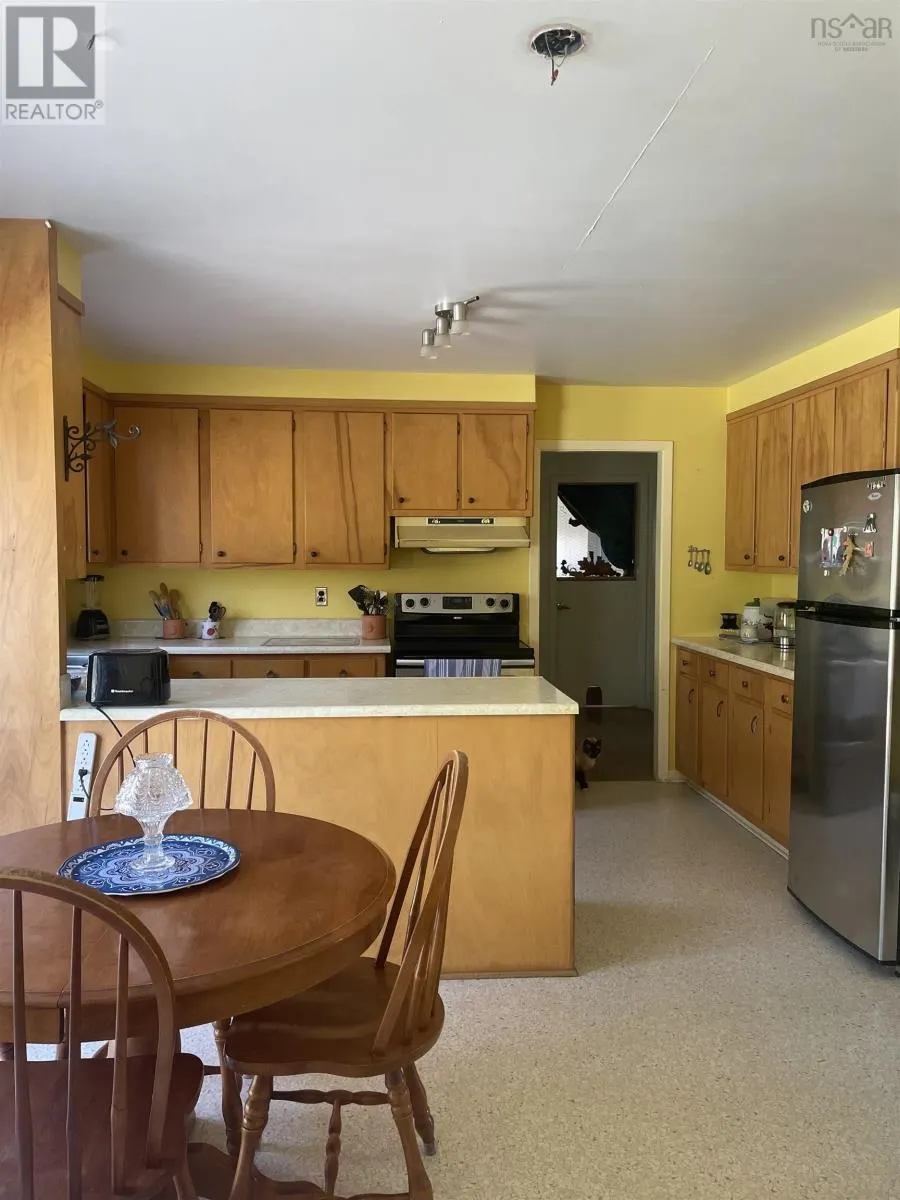 10783 NS-105 Highway
