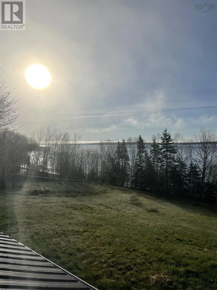 10783 NS-105 Highway