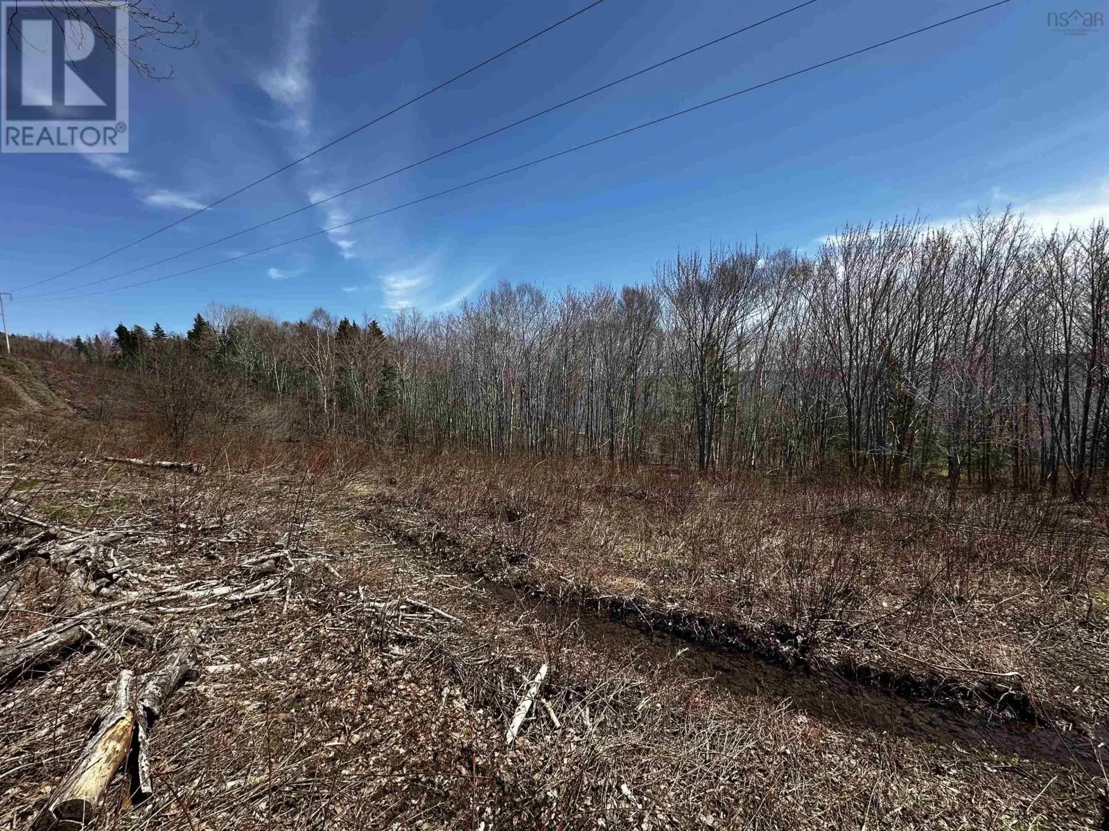 10783 NS-105 Highway