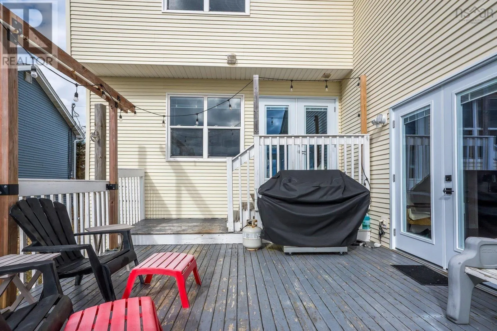 60 Sea Spray Dr