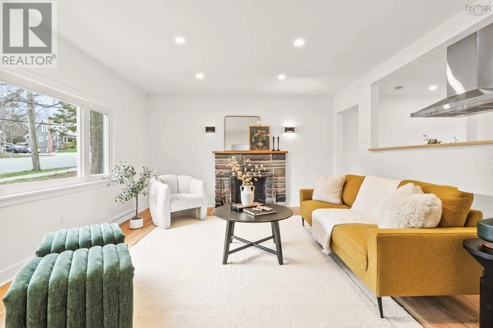 2935 Joseph Howe Drive