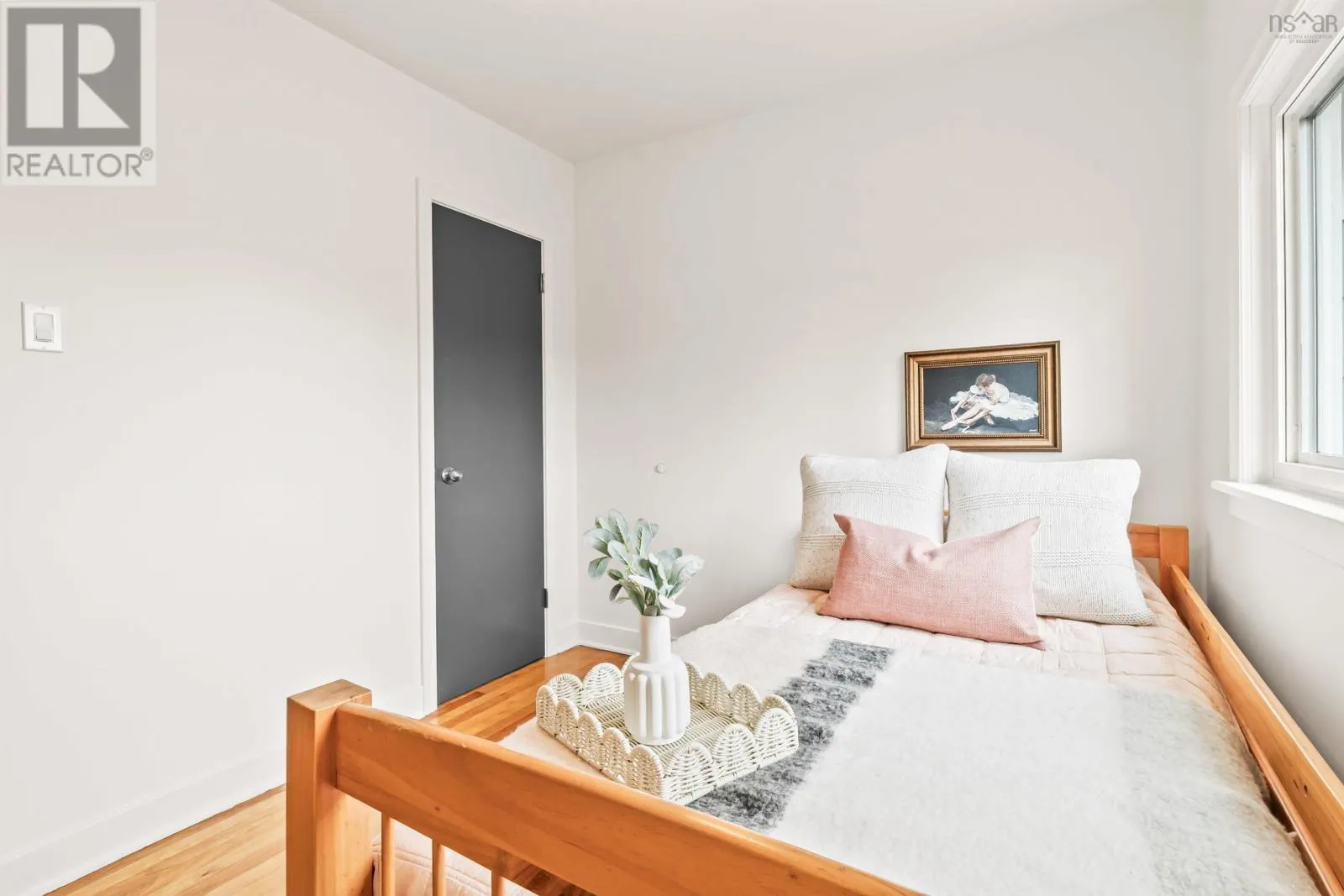 2935 Joseph Howe Drive