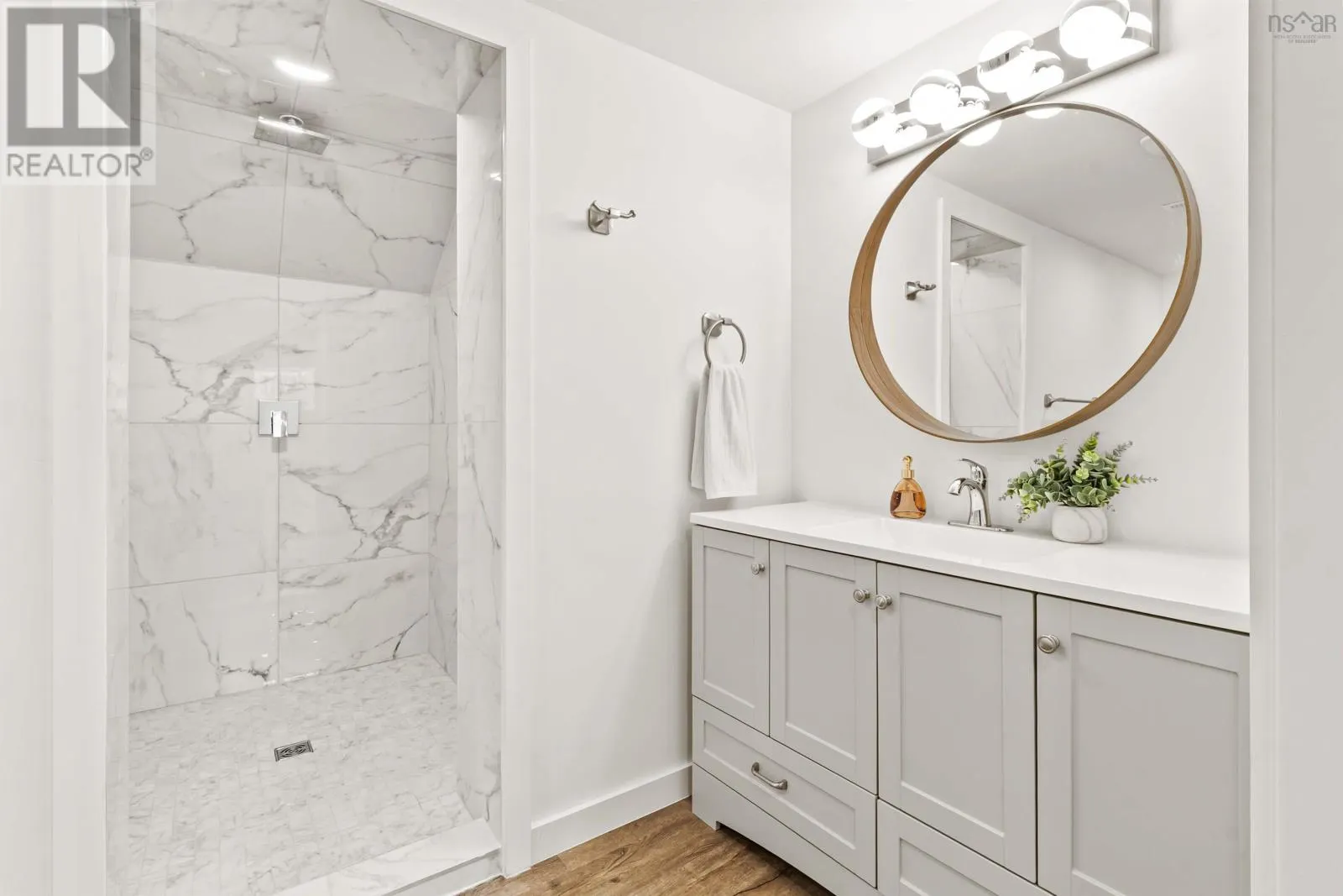 2935 Joseph Howe Drive