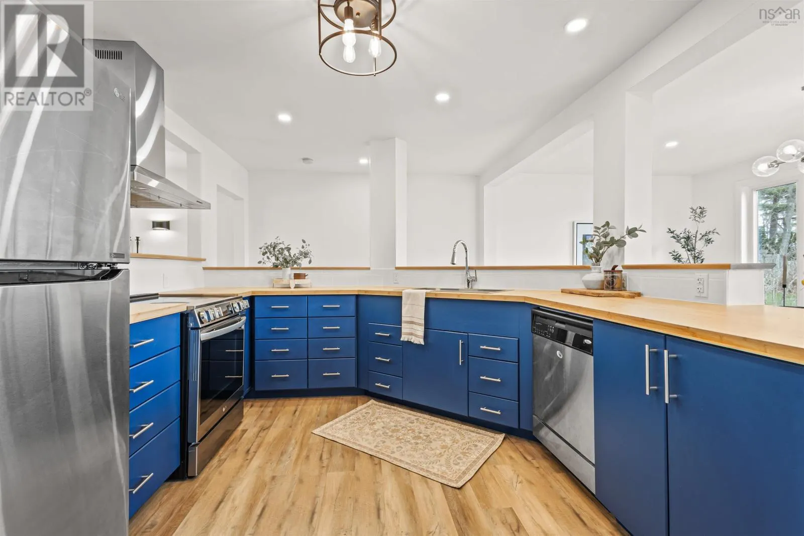 2935 Joseph Howe Drive