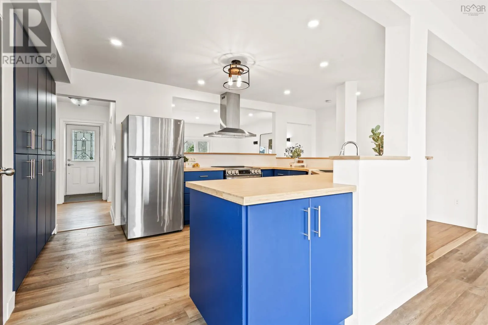 2935 Joseph Howe Drive