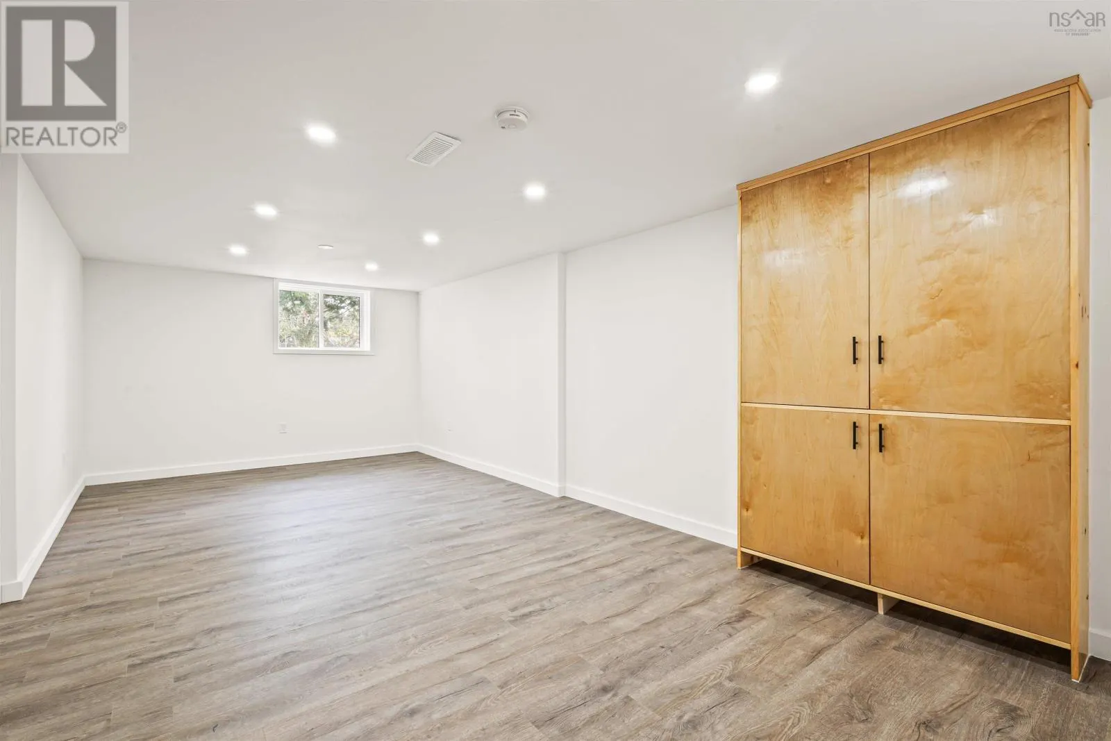 2935 Joseph Howe Drive