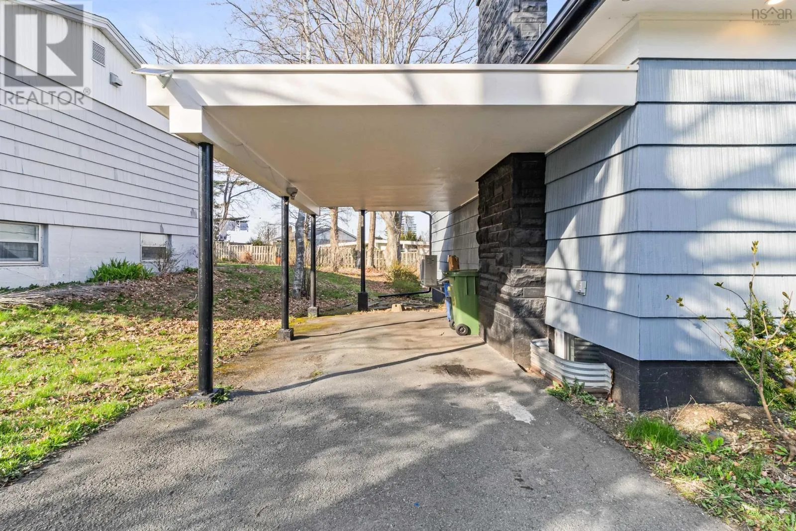 2935 Joseph Howe Drive