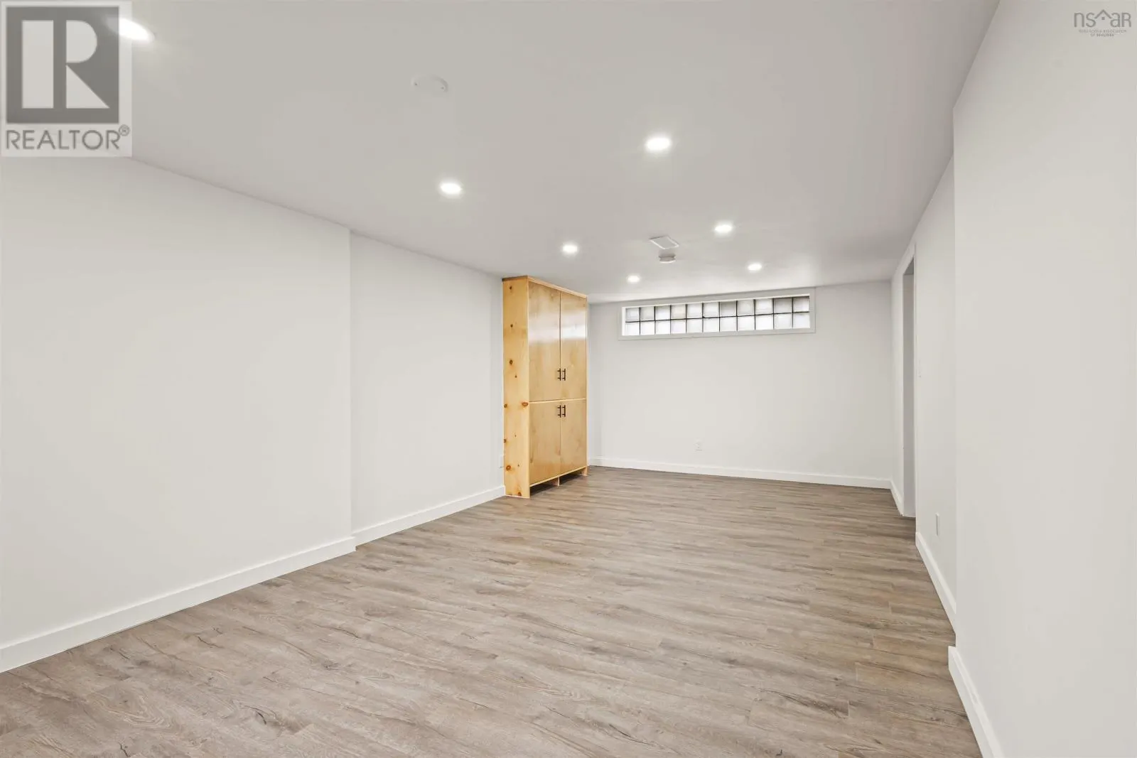 2935 Joseph Howe Drive