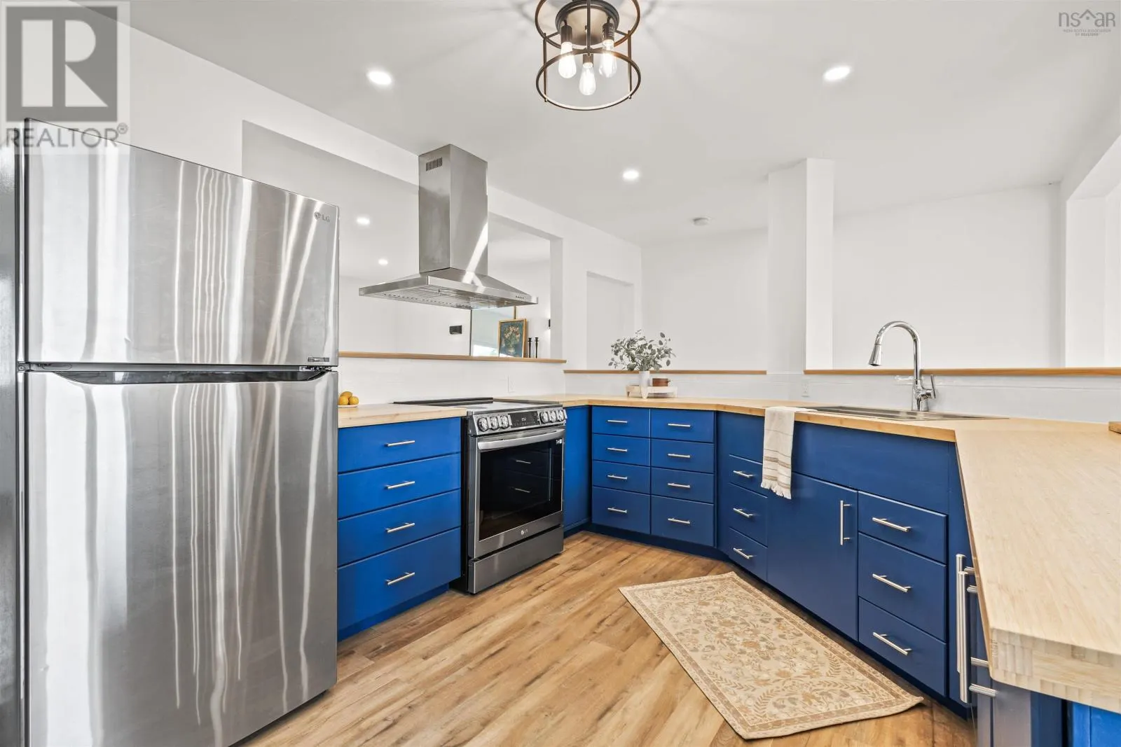 2935 Joseph Howe Drive