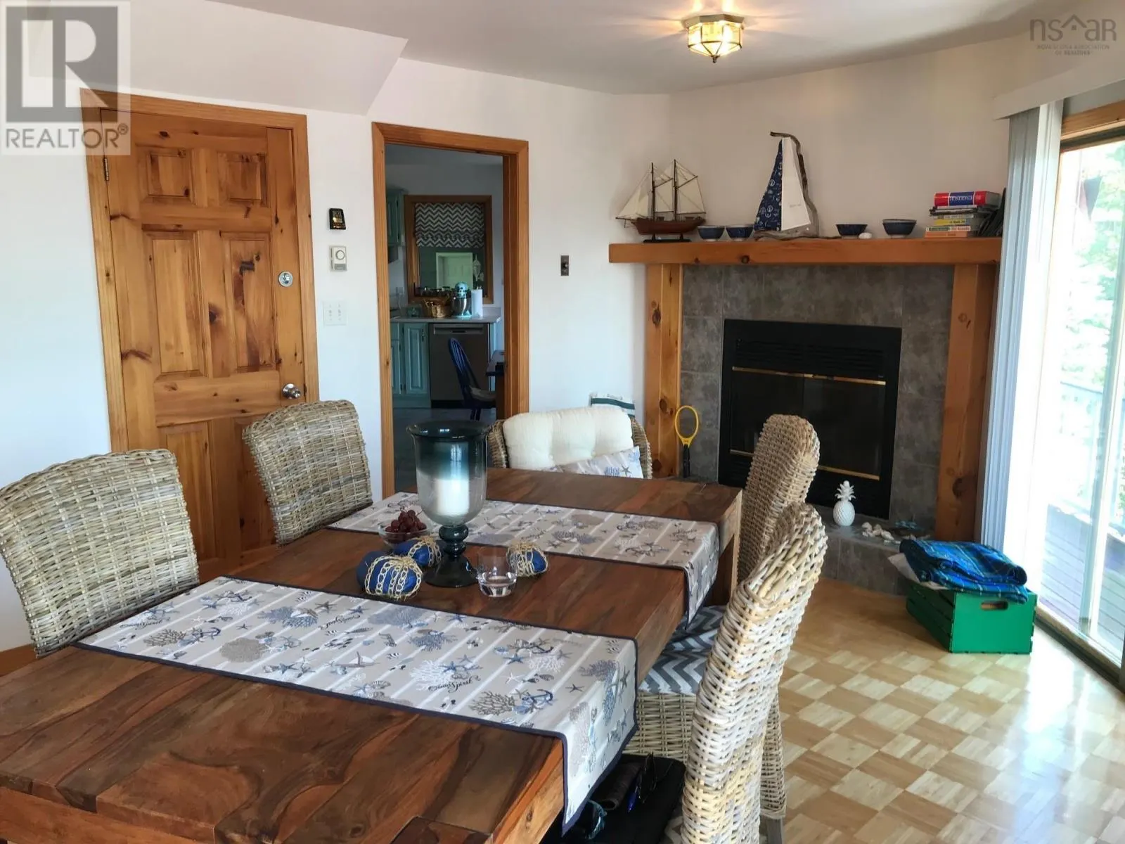 765 Shad Point Parkway