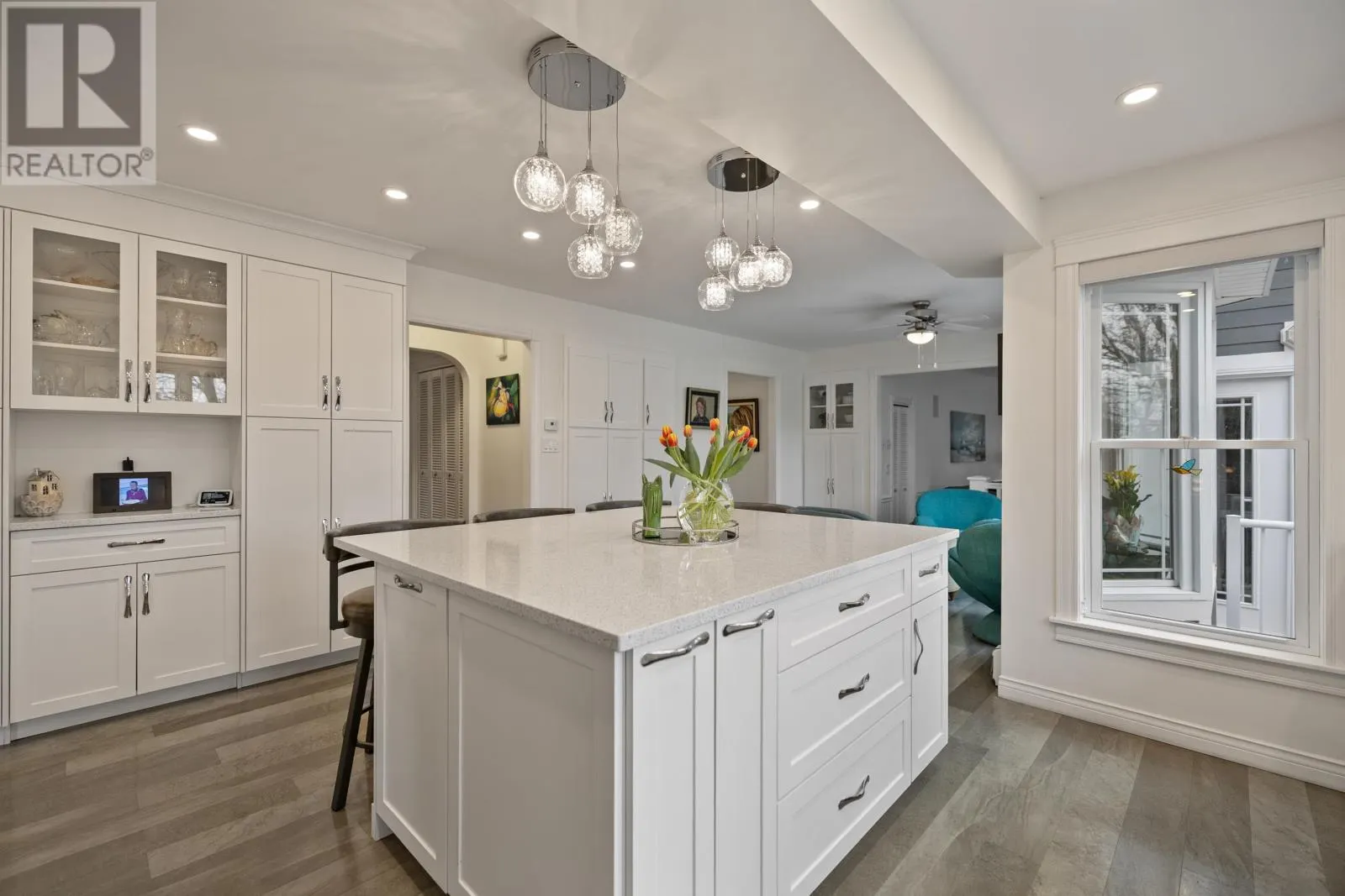 33 St Claire Avenue