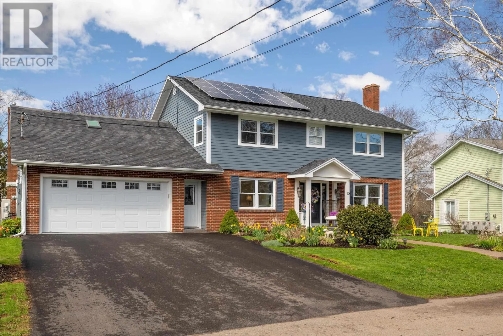 33 St Claire Avenue