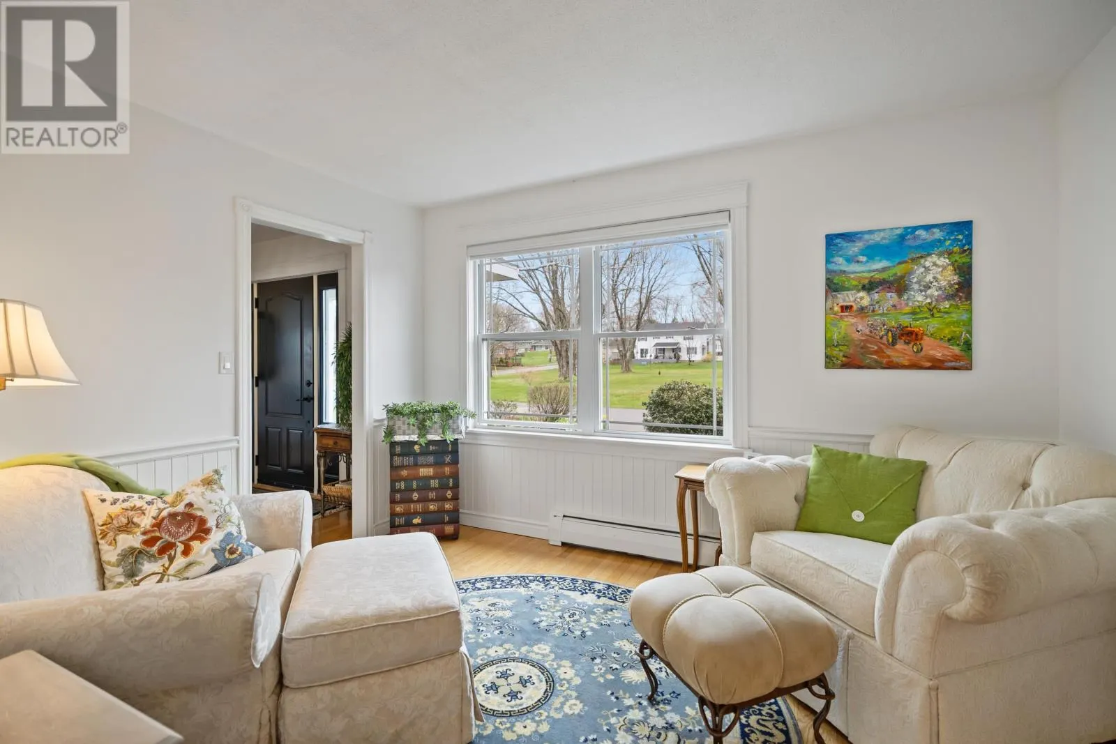 33 St Claire Avenue