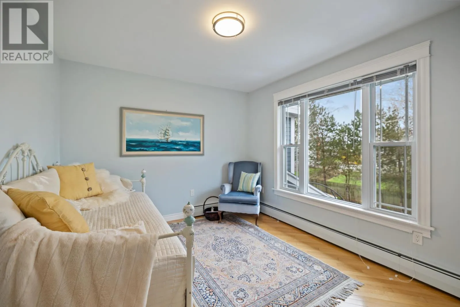 33 St Claire Avenue